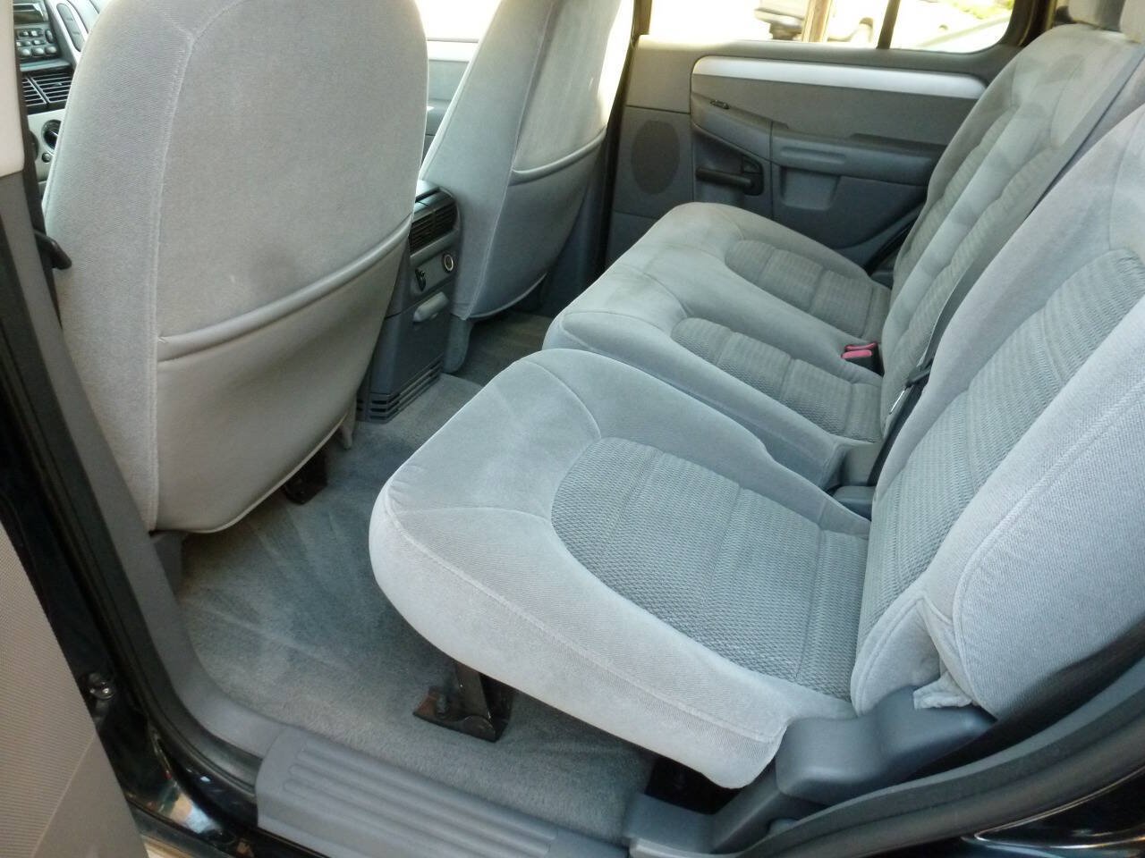 Used 2004 Ford Explorer Sport XLT AWD/4WD image 10