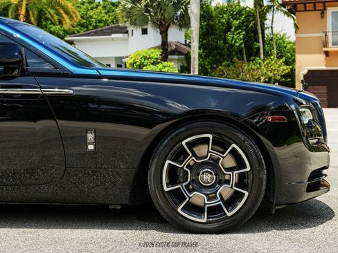 Used 2019 Rolls-Royce Wraith RWD image 11