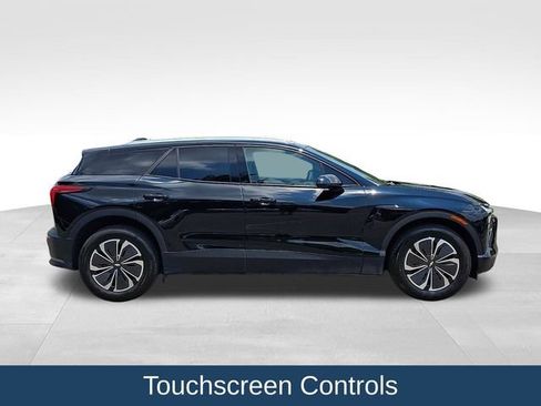 Used 2024 Chevrolet Blazer EV LT AWD/4WD image 9