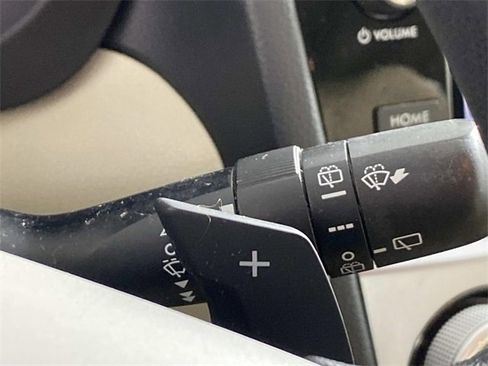 Used 2015 Subaru Crosstrek 2.0i Premium w/ Moonroof Package image 20