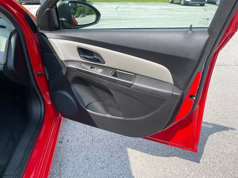 Used 2015 Chevrolet Cruze L FWD image 20