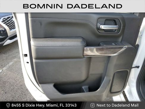 Used 2022 Chevrolet Silverado 1500 LTZ image 9