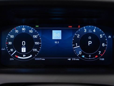 New 2026 Land Rover Discovery Sport Landmark AWD/4WD image 31