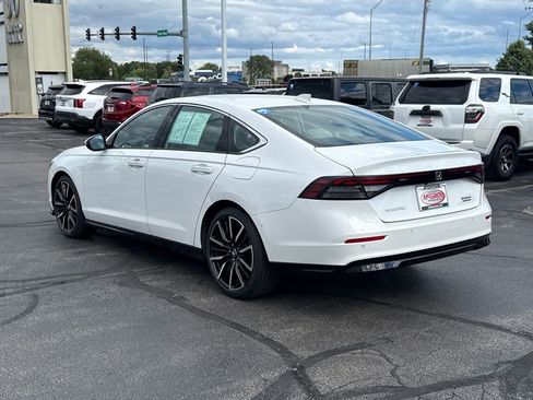 Certified 2023 Honda Accord Touring image 9