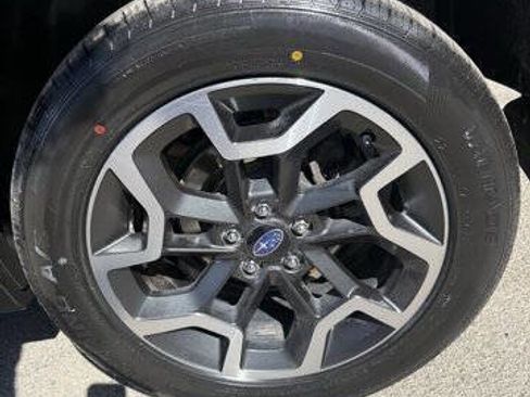 Used 2017 Subaru Crosstrek 2.0i Limited AWD/4WD image 9