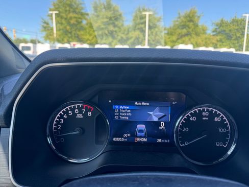 Used 2021 Ford F150 XLT w/ Equipment Group 302A High AWD/4WD image 17
