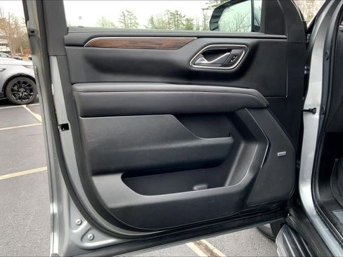 Used 2024 Chevrolet Tahoe Premier w/ Premium Package image 20