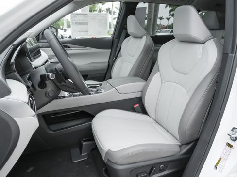 New 2026 INFINITI QX60 Luxe w/ Cargo Package image 6