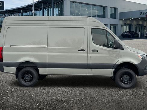 New 2026 Mercedes-Benz Sprinter 2500 image 3