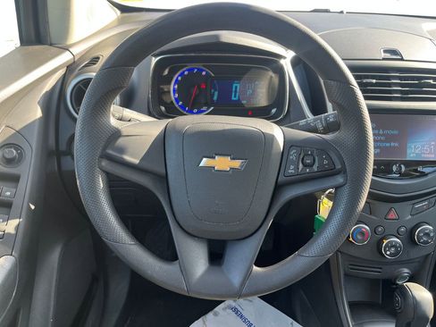 Used 2016 Chevrolet Trax LS image 22