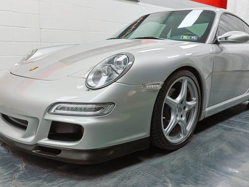 Used 2007 Porsche 911 Carrera image 8