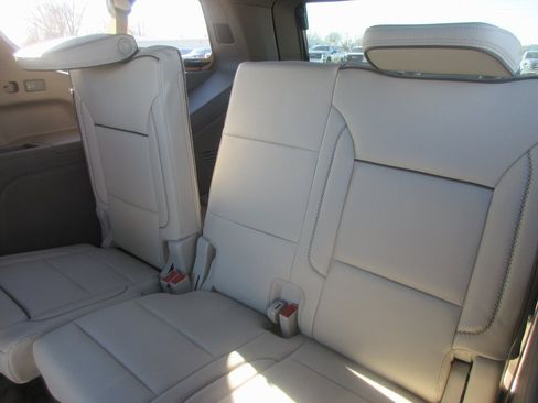 New 2026 GMC Yukon XL Denali w/ Denali Reserve Package image 14