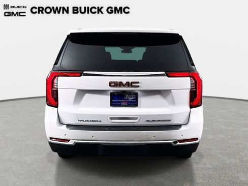 New 2026 GMC Yukon Elevation image 6