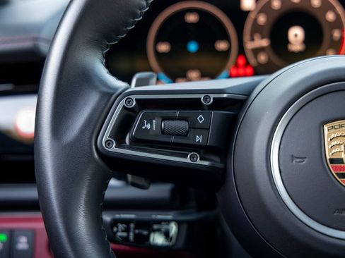 Certified 2024 Porsche Panamera image 31