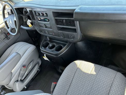 New 2025 GMC Savana 2500 w/ Driver Convenience Package image 27
