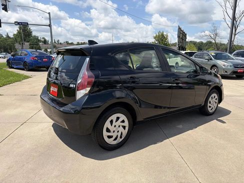 Used 2016 Toyota Prius C One FWD image 8