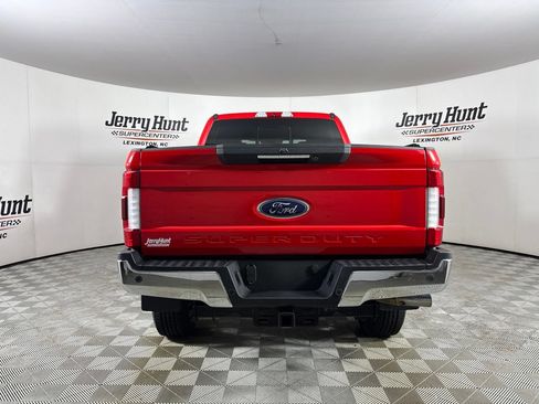 Used 2019 Ford F250 Lariat w/ Lariat Ultimate Package AWD/4WD image 5