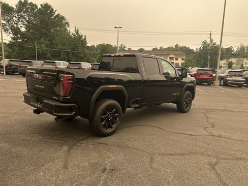 New 2026 GMC Sierra 3500 AT4 w/ AT4 Premium Plus Package AWD/4WD image 16
