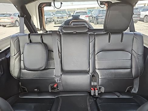 Used 2021 Jeep Wrangler Unlimited Sahara w/ Cold Weather Group image 8