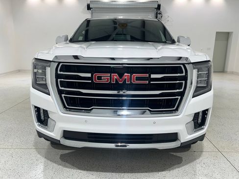 Used 2024 GMC Yukon SLT RWD image 8