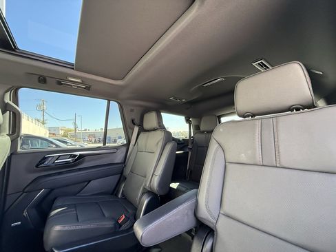 Used 2025 Chevrolet Tahoe RST w/ RST Capability Package image 8