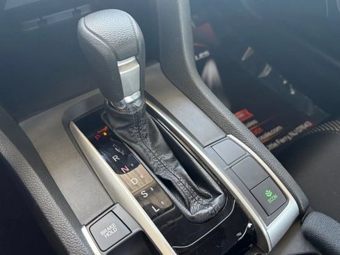 Used 2018 Honda Civic EX image 26