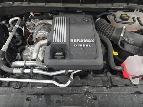 Used 2025 Chevrolet Silverado 1500 RST w/ Convenience Package II image 15