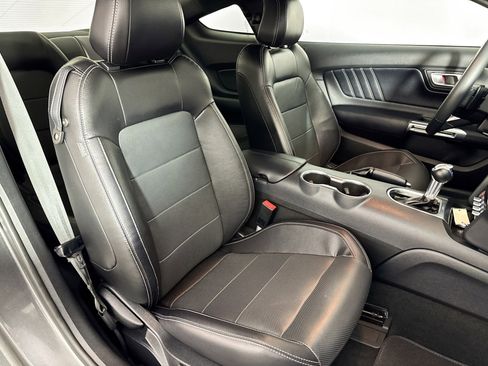 Used 2020 Ford Mustang GT Premium RWD image 31
