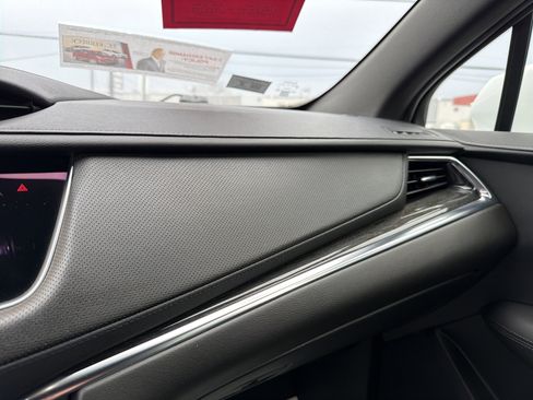 Used 2022 Cadillac XT5 Premium Luxury image 21