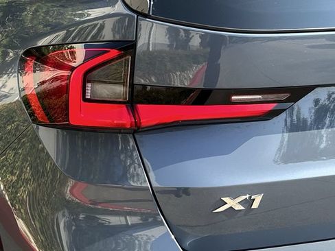 Used 2023 BMW X1 xDrive28i AWD/4WD image 7