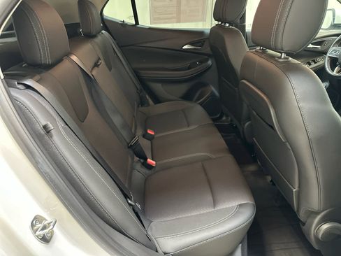 Used 2022 Buick Encore GX Select w/ Sport Touring Package image 19
