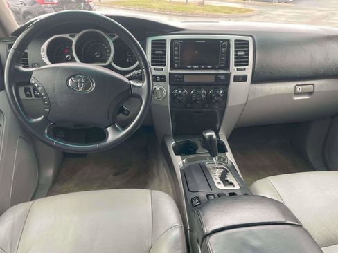 Used 2005 Toyota 4Runner Limited image 7