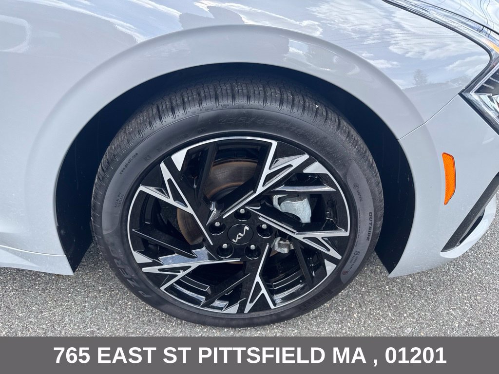 Used 2025 Kia K5 GT-Line w/ GT-Line Premium Package FWD image 32
