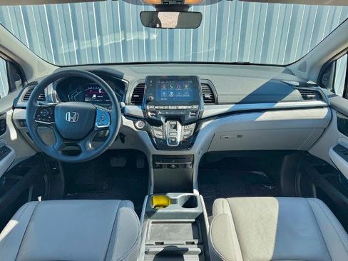 Used 2023 Honda Odyssey Touring image 39