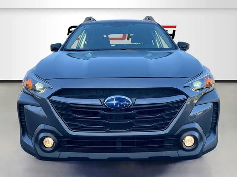 Used 2023 Subaru Outback Limited XT image 2