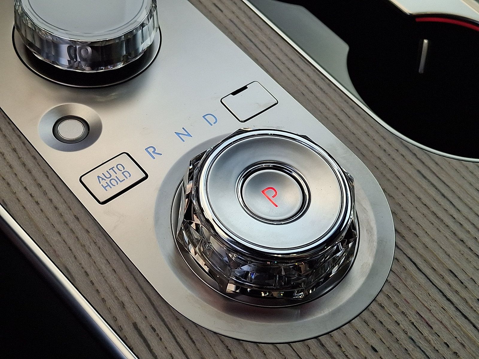 Certified 2025 Genesis GV80 3.5T Prestige AWD/4WD image 17