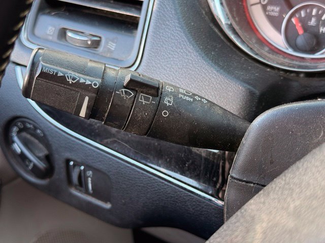 Used 2020 Dodge Grand Caravan SXT FWD image 15