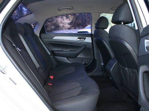 Used 2018 Hyundai Sonata SEL w/ Tech Package 02 FWD image 24