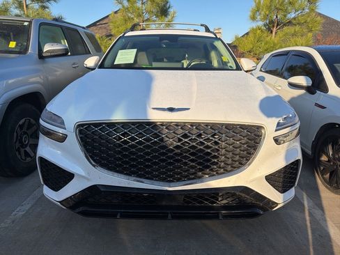 Used 2025 Genesis GV70 3.5T Sport w/ Sport Prestige Package image 2