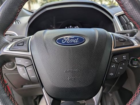 Used 2024 Ford Edge ST-Line image 28