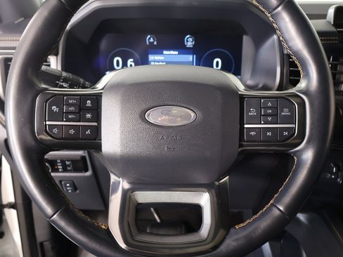 Used 2024 Ford Expedition Max Platinum AWD/4WD image 3