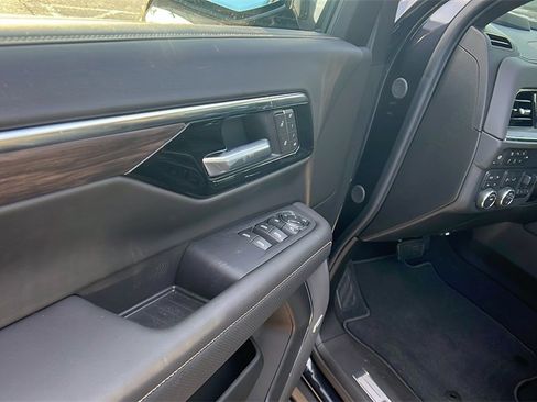 New 2025 Chevrolet Suburban Premier w/ Sun And Tow Package image 11