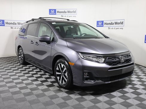 Used 2026 Honda Odyssey EX-L image 3