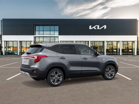 New 2026 Kia Seltos LX image 6
