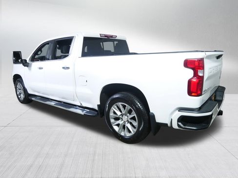 Used 2021 Chevrolet Silverado 1500 High Country w/ Technology Package image 5
