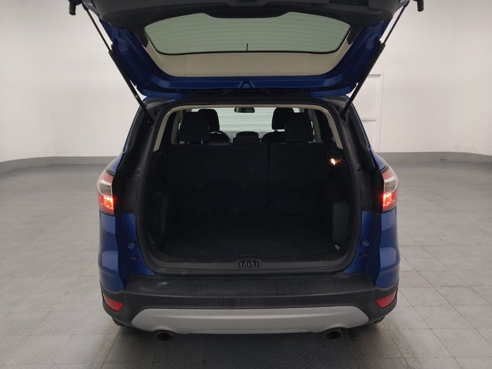 Used 2017 Ford Escape SE FWD image 29