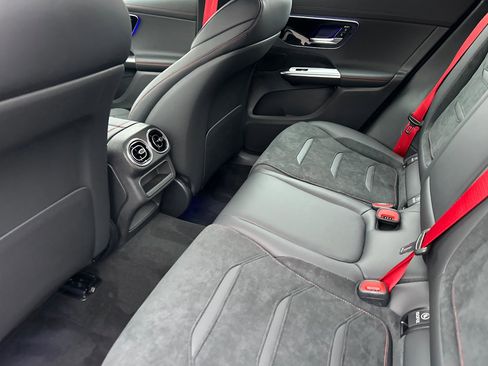 New 2026 Mercedes-Benz GLC 43 AMG 4MATIC image 12