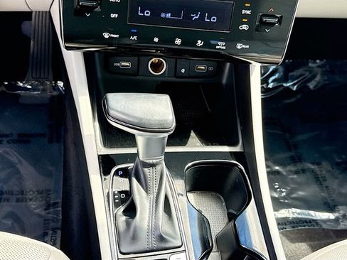 Used 2022 Hyundai Tucson SEL w/ Convenience + Premium Package image 16