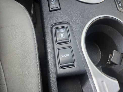 Used 2012 Nissan Rogue SL image 17