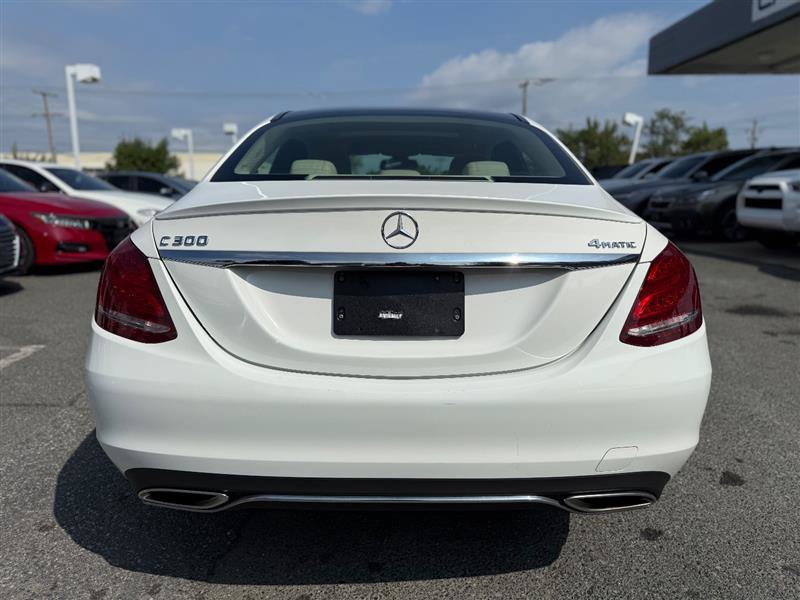 Used 2018 Mercedes-Benz C 300 4MATIC Sedan image 7